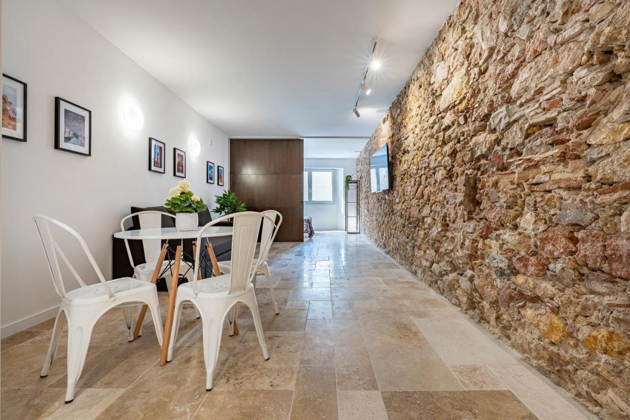 Stone Wall Apartment En Barri Port Maritim Таррагона Экстерьер фото