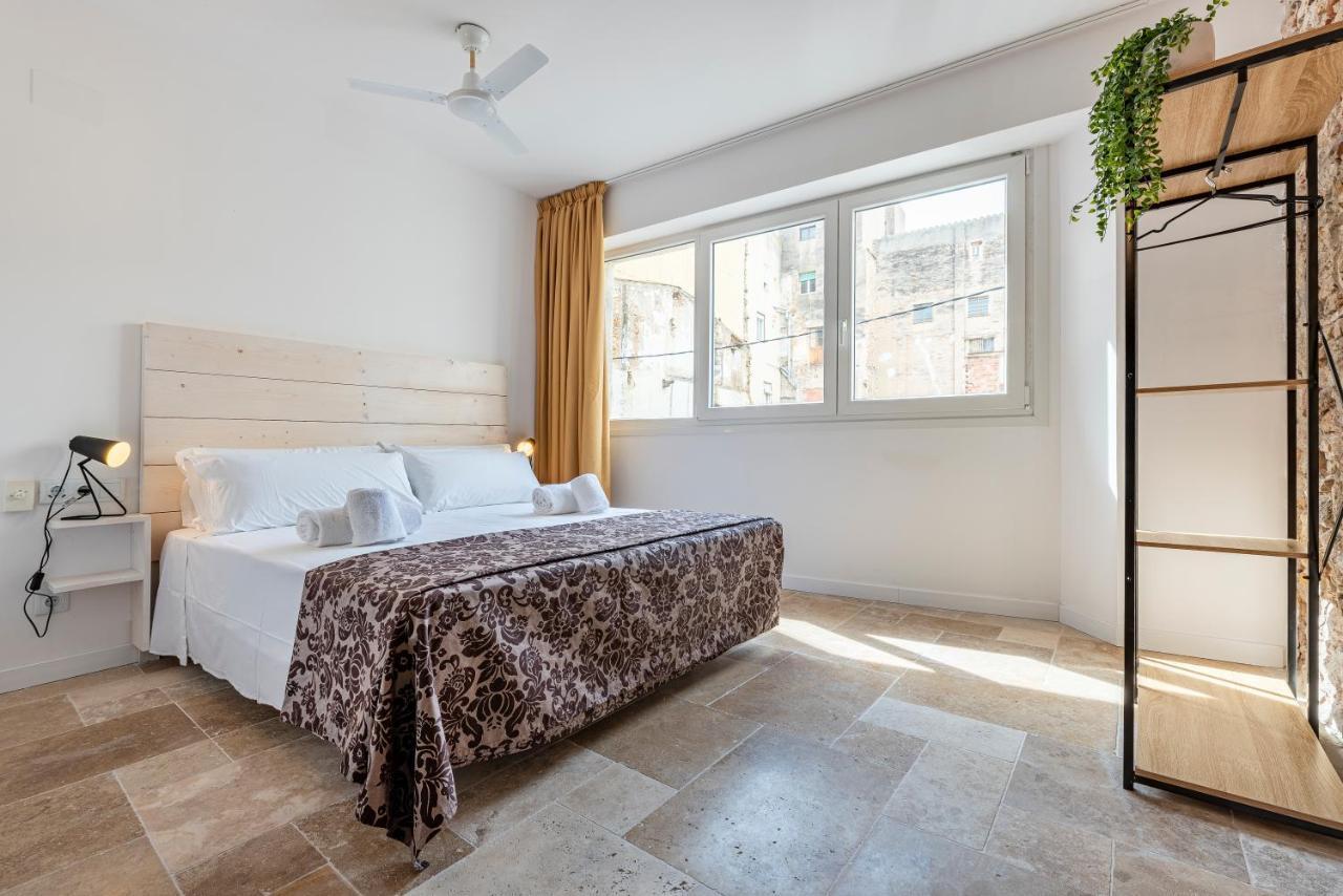 Stone Wall Apartment En Barri Port Maritim Таррагона Экстерьер фото